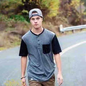 Meet your Posher, Jonathan